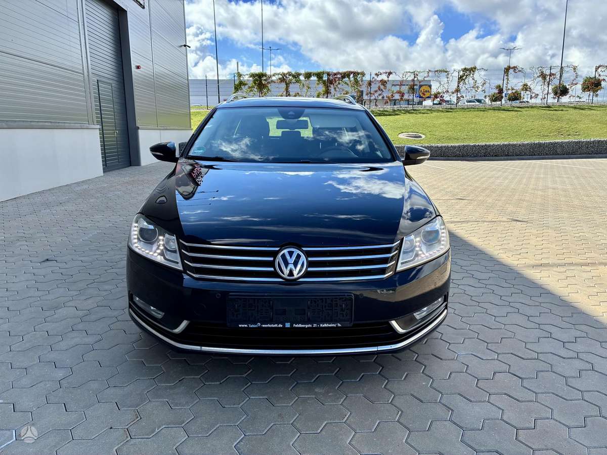 Volkswagen Passat - 2