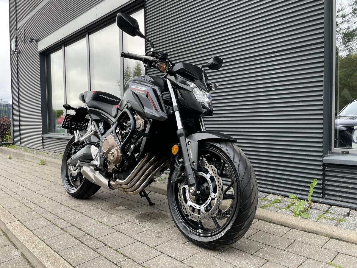 Honda CB 650cc, street / classic