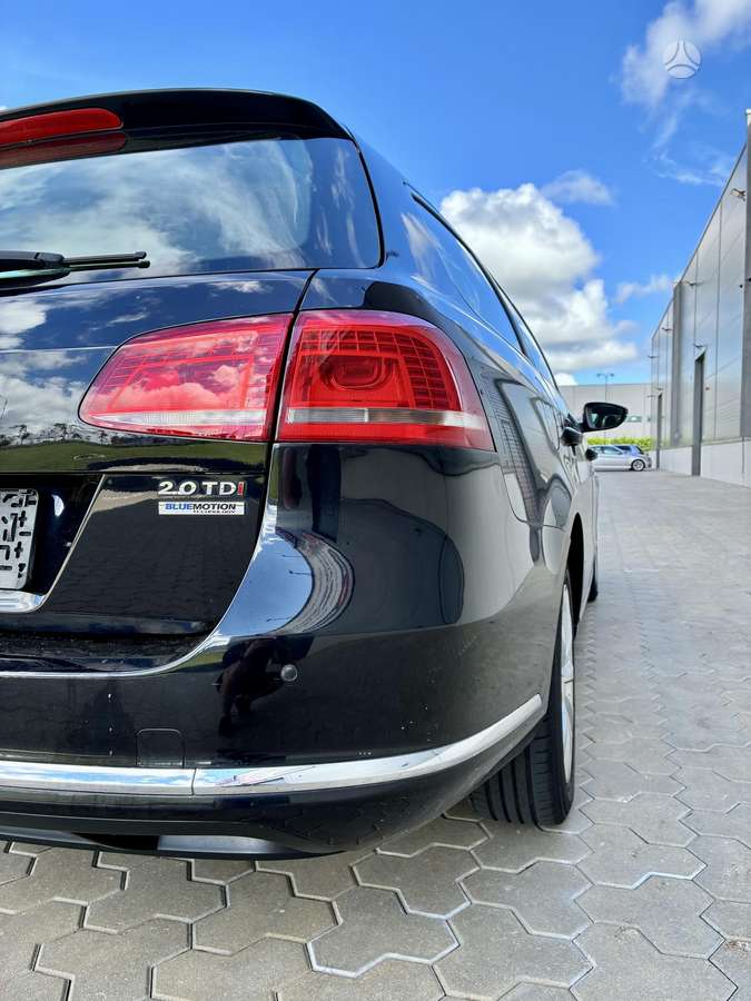 Volkswagen Passat - 10