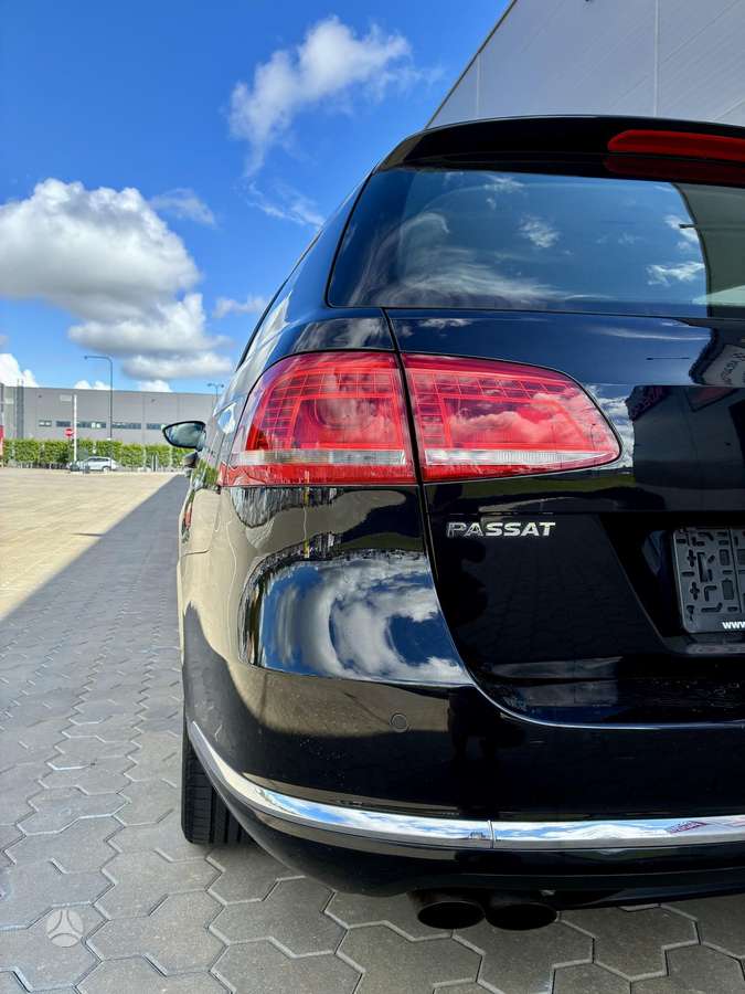 Volkswagen Passat - 11