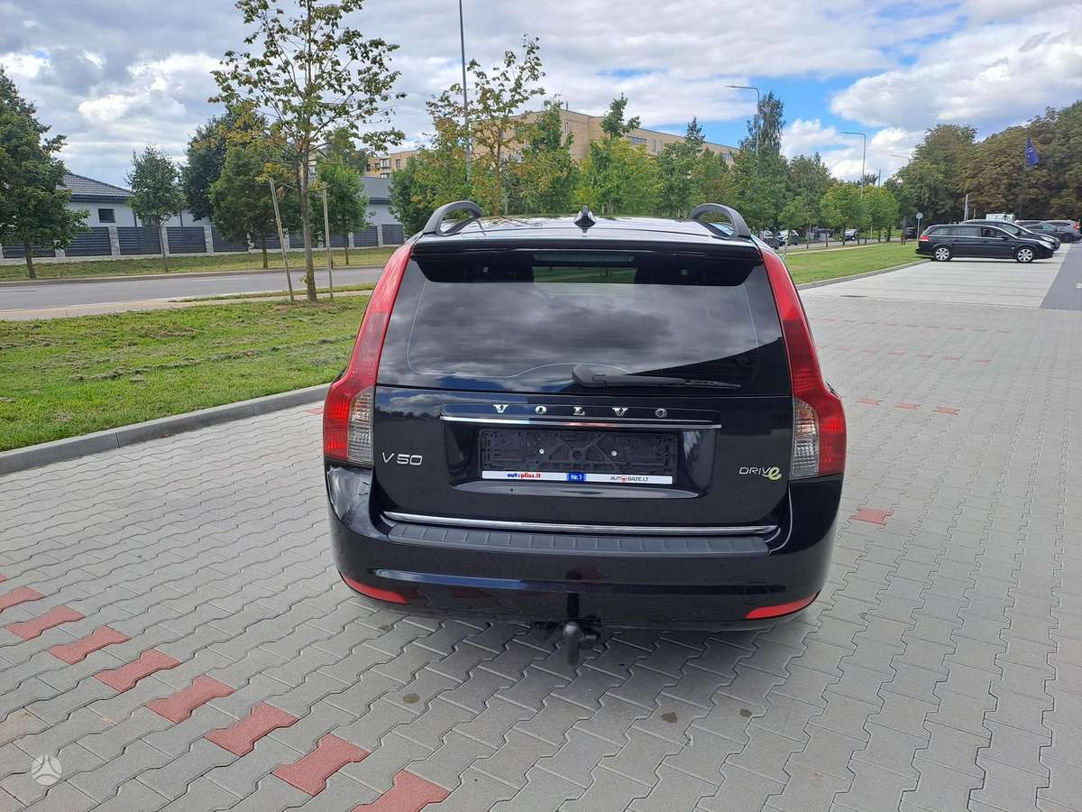 Volvo V50 - 6