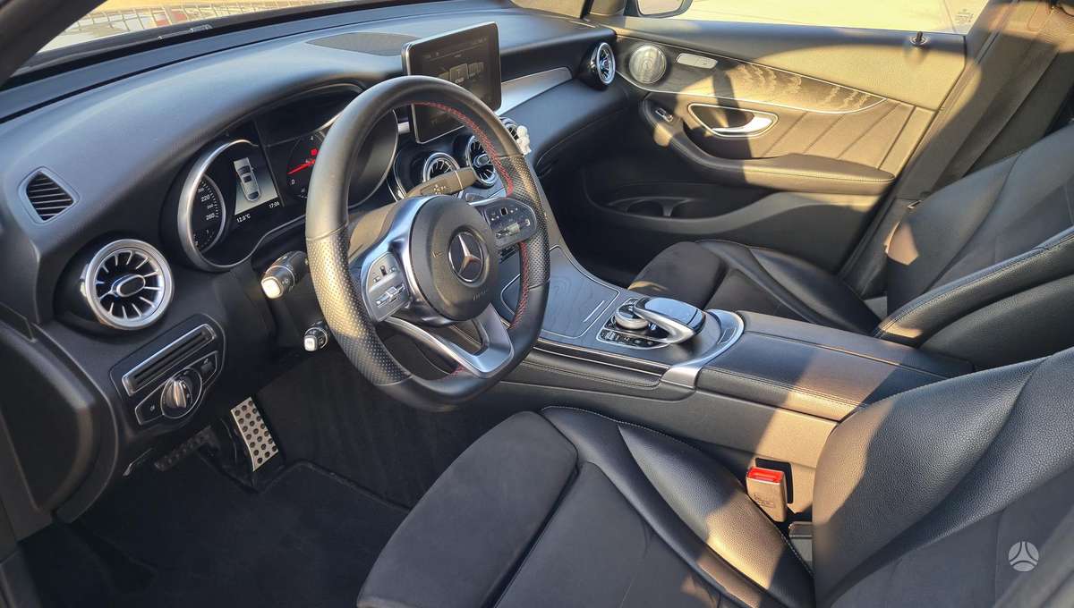 Mercedes-Benz GLC Coupe 350 - 3