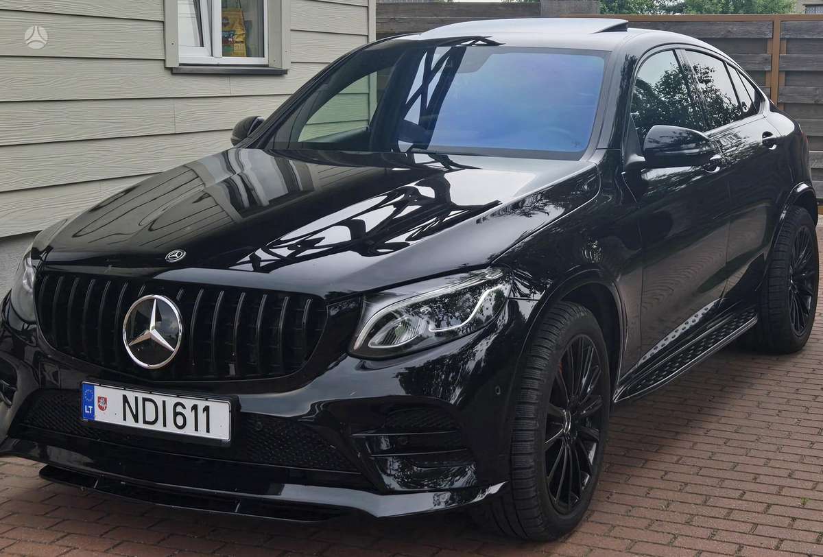 Mercedes-Benz GLC Coupe 350 - 10