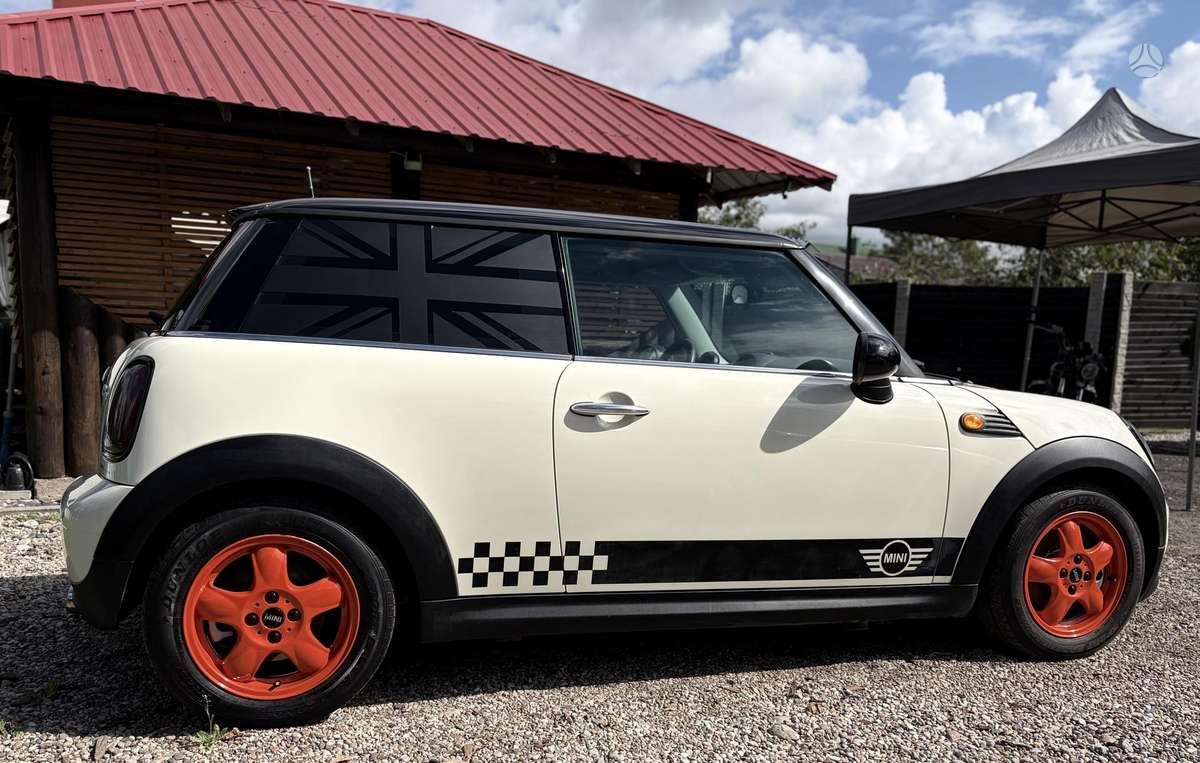Mini Cooper, 1.6 l., Хэтчбек