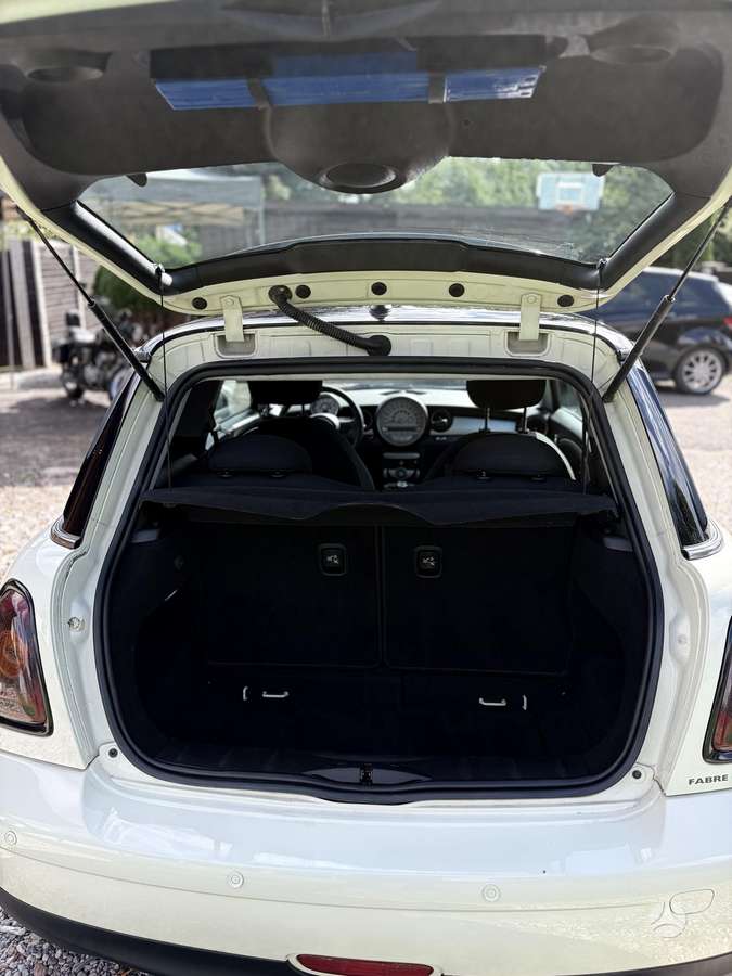 Mini Cooper, 1.6 l., Хэтчбек