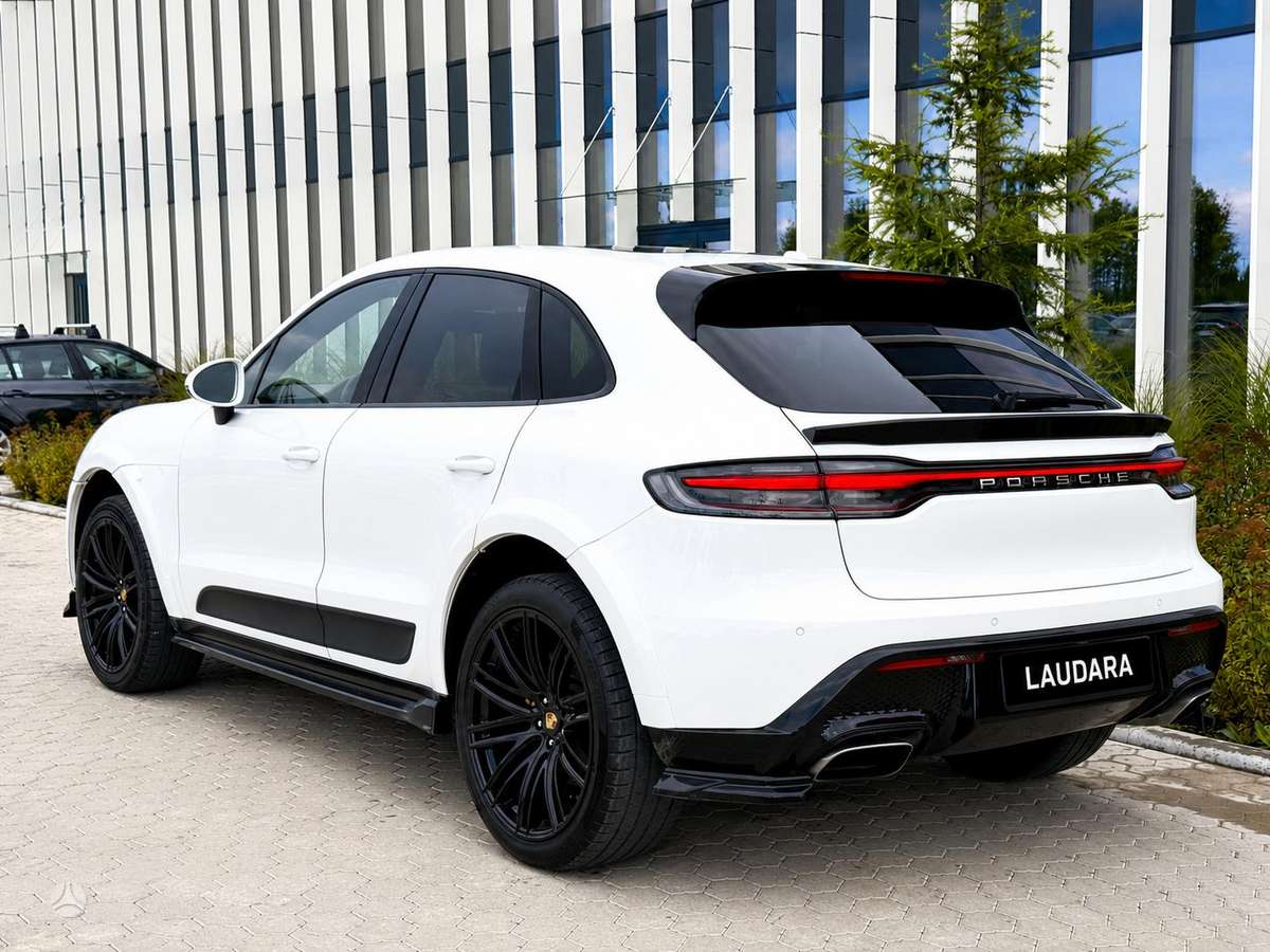 Porsche Macan - 3