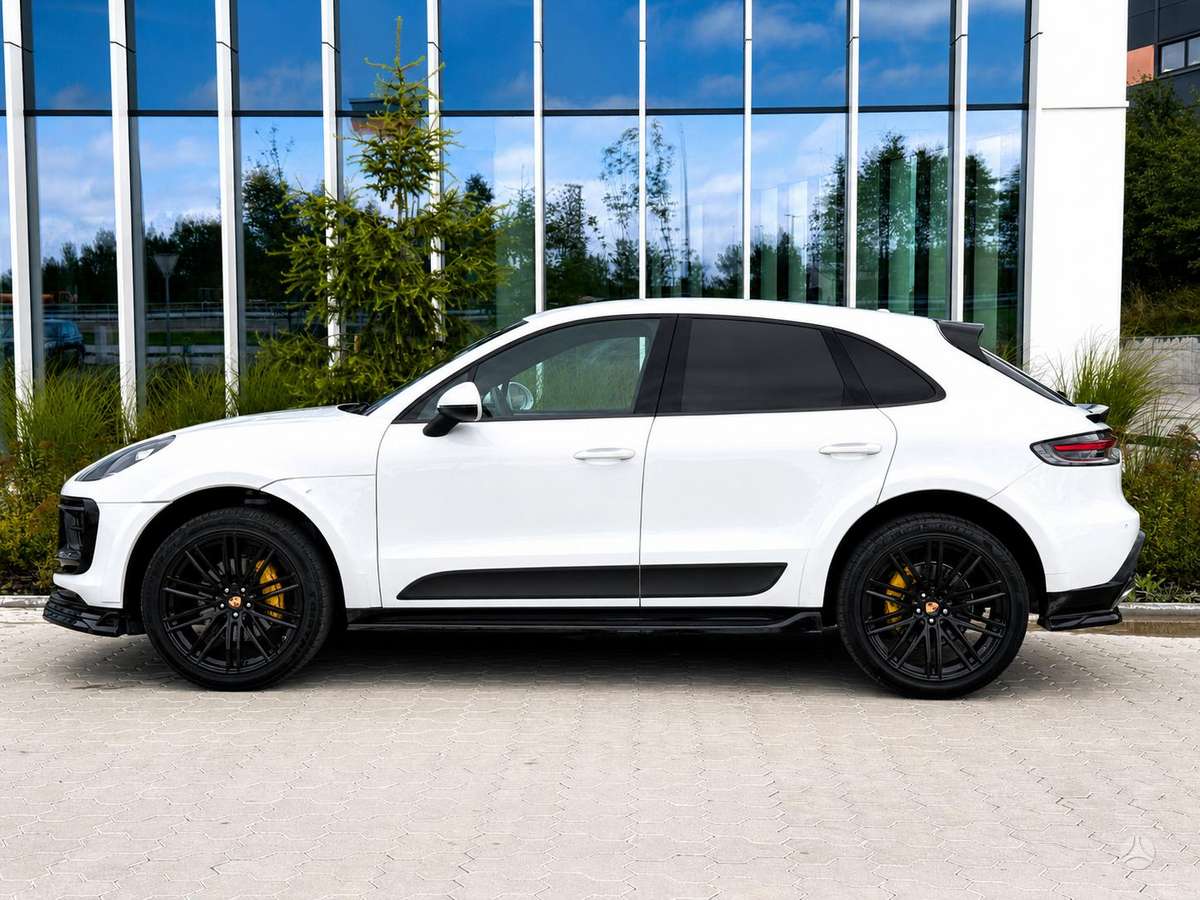 Porsche Macan - 2