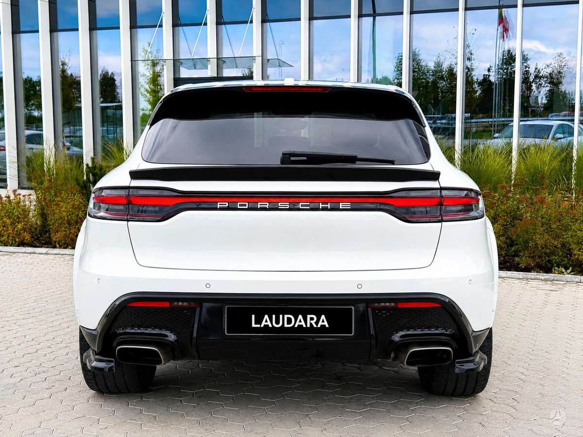 Porsche Macan - 4