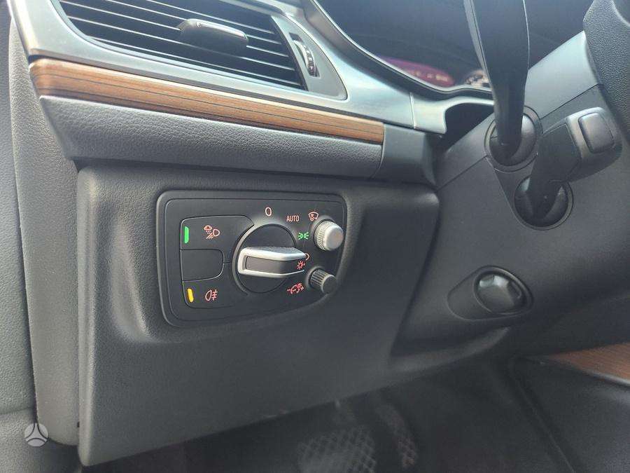 Audi A6, 3.0 l., Седан