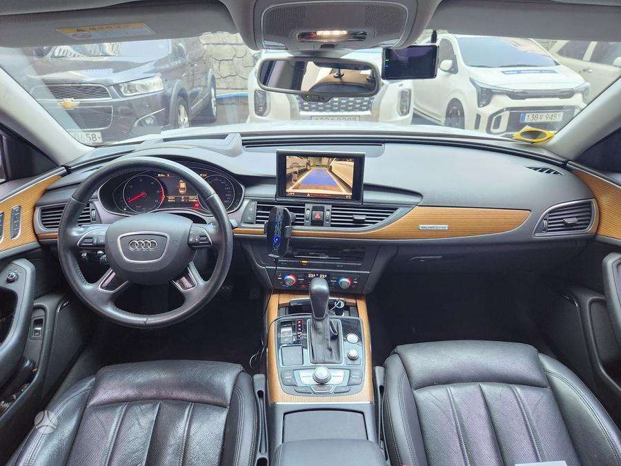 Audi A6, 3.0 l., Седан