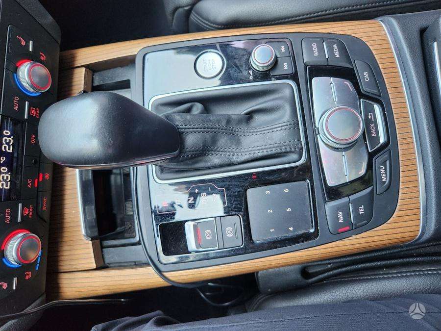 Audi A6, 3.0 l., Седан
