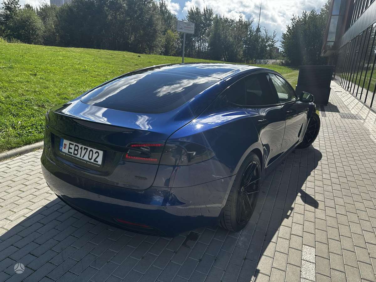 Tesla Model S, 75 кВт·ч, Хэтчбек