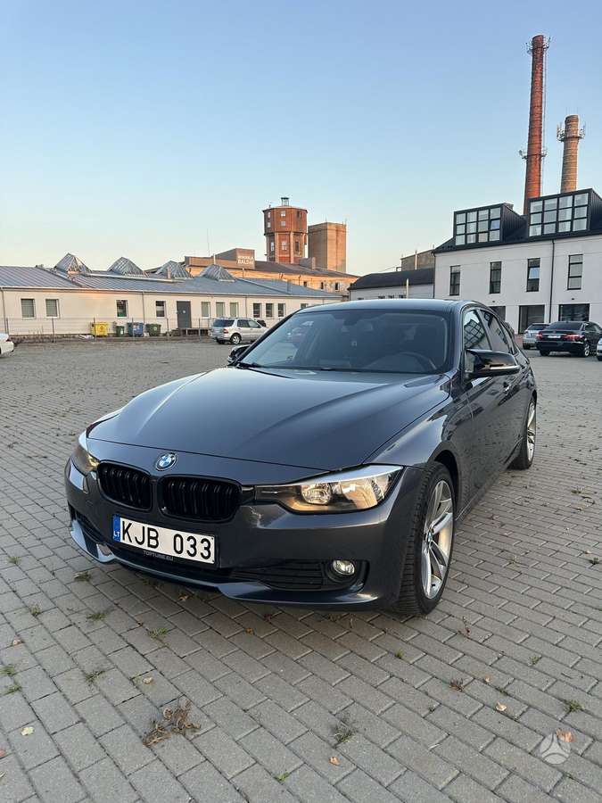 BMW 318, 2.0 l., Седан