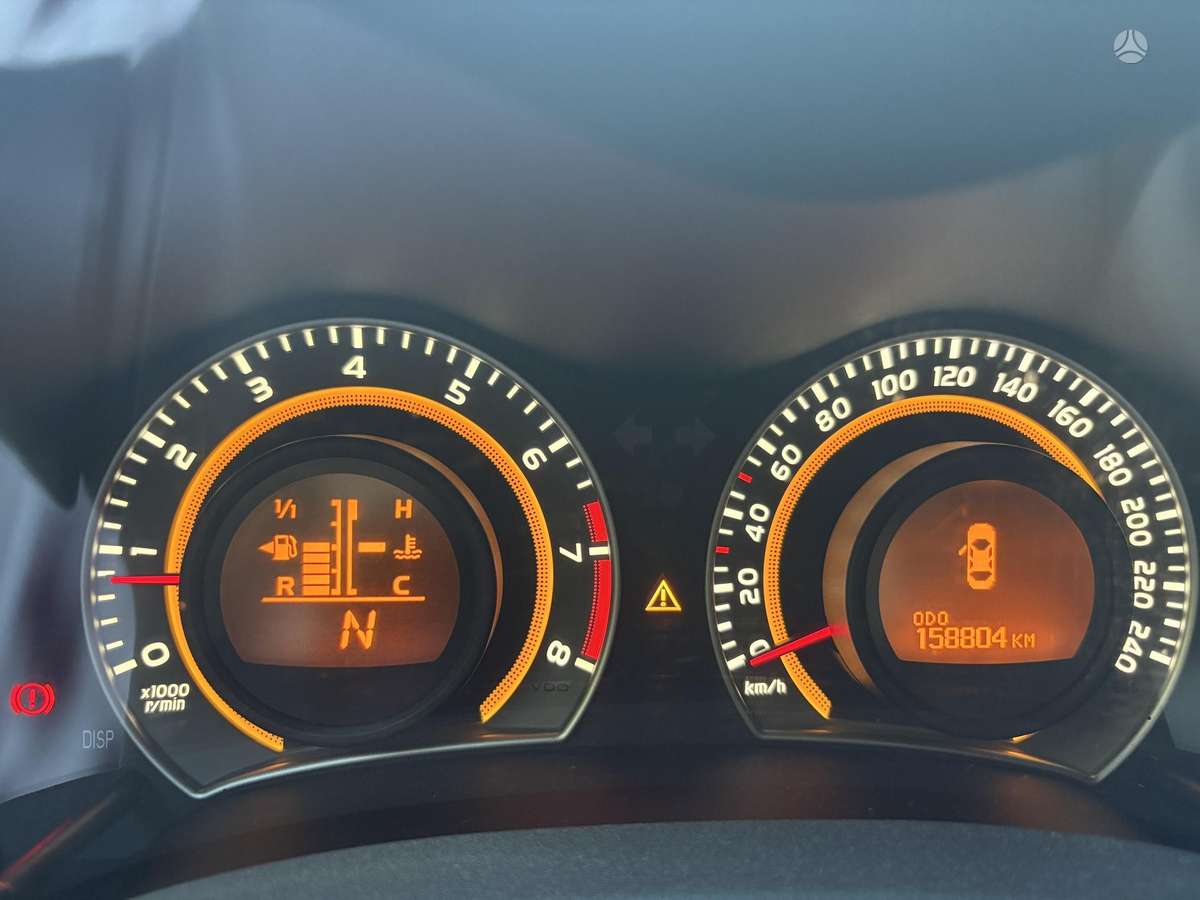 Toyota Auris - 1