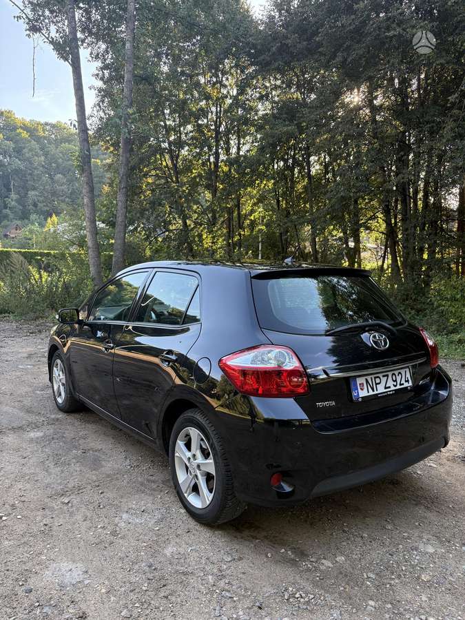 Toyota Auris - 5