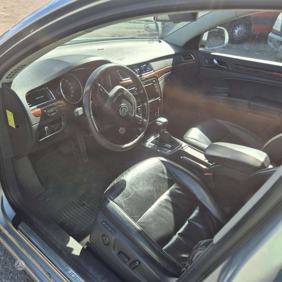 Skoda Superb, 2.0 l., wagon
