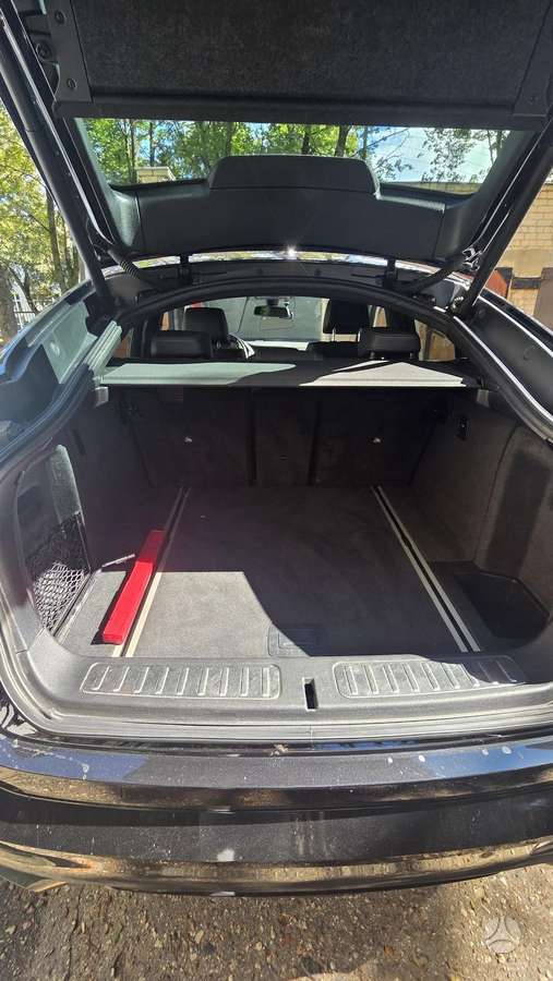 BMW X4, 2.0 l., Седан