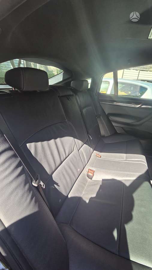 BMW X4, 2.0 l., Седан