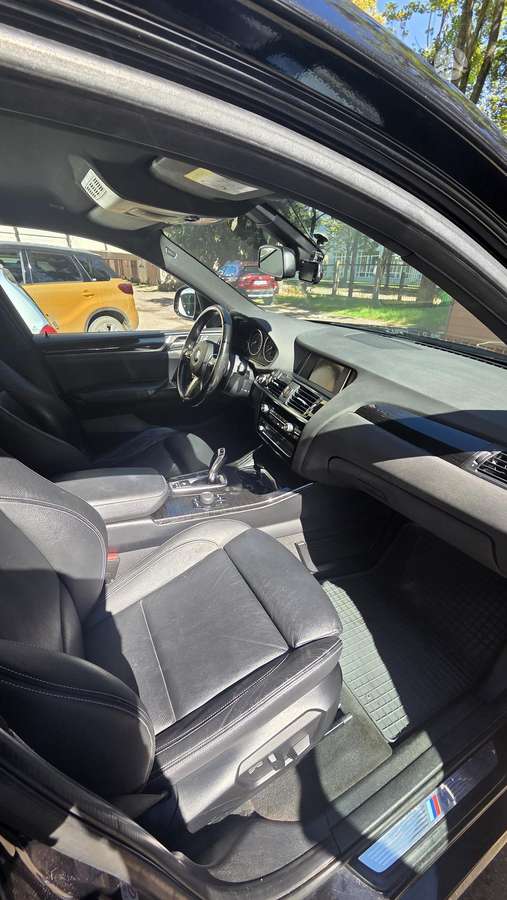 BMW X4, 2.0 l., Седан