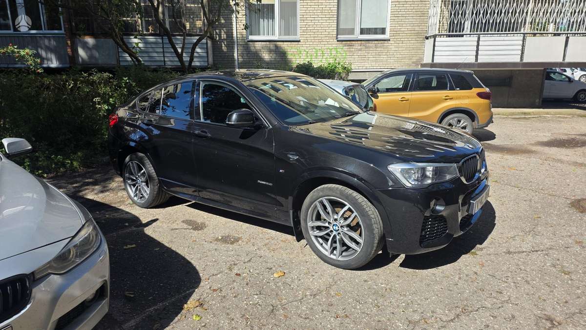 BMW X4, 2.0 l., Седан