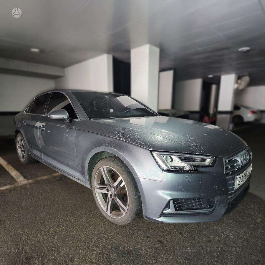 Audi A4, 2.0 l., Седан