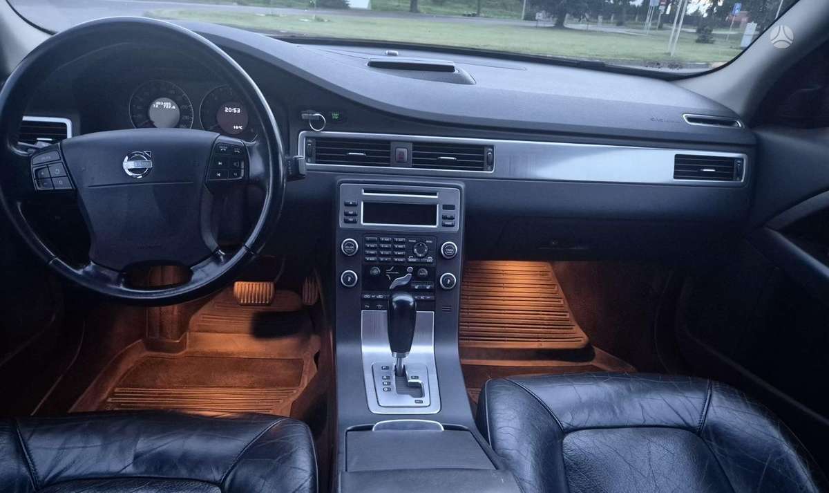 Volvo S80, 2.4 l., Седан