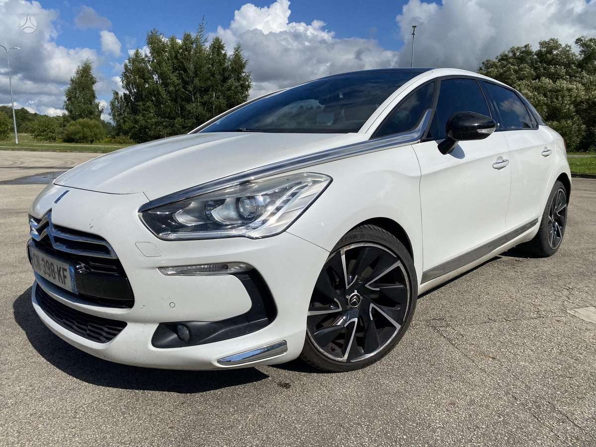 Citroen DS5, 2.0 l., Хэтчбек