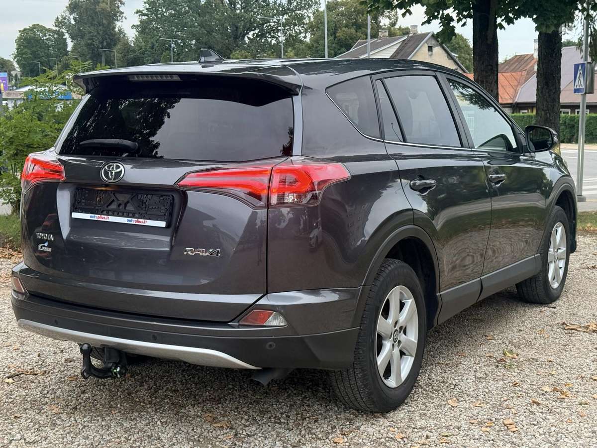 Toyota RAV4 - 4
