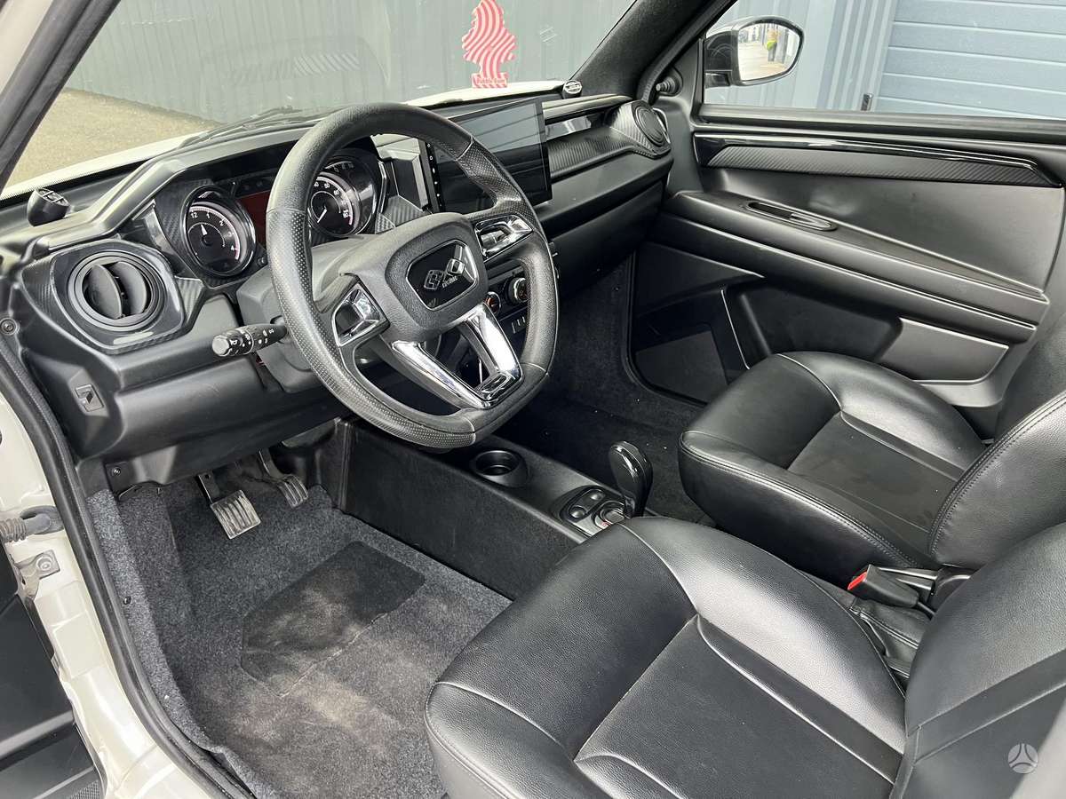 Ligier JS50, 0.5 l., hatchback