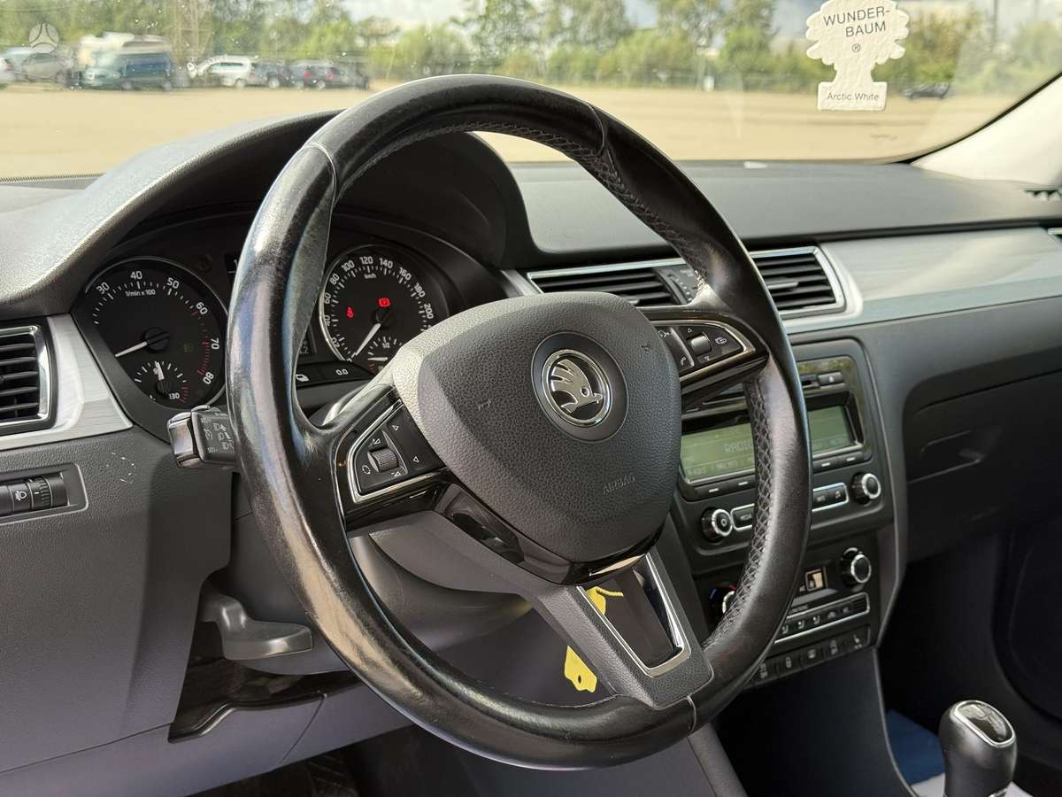 Skoda Rapid, 1.2 l., Хэтчбек