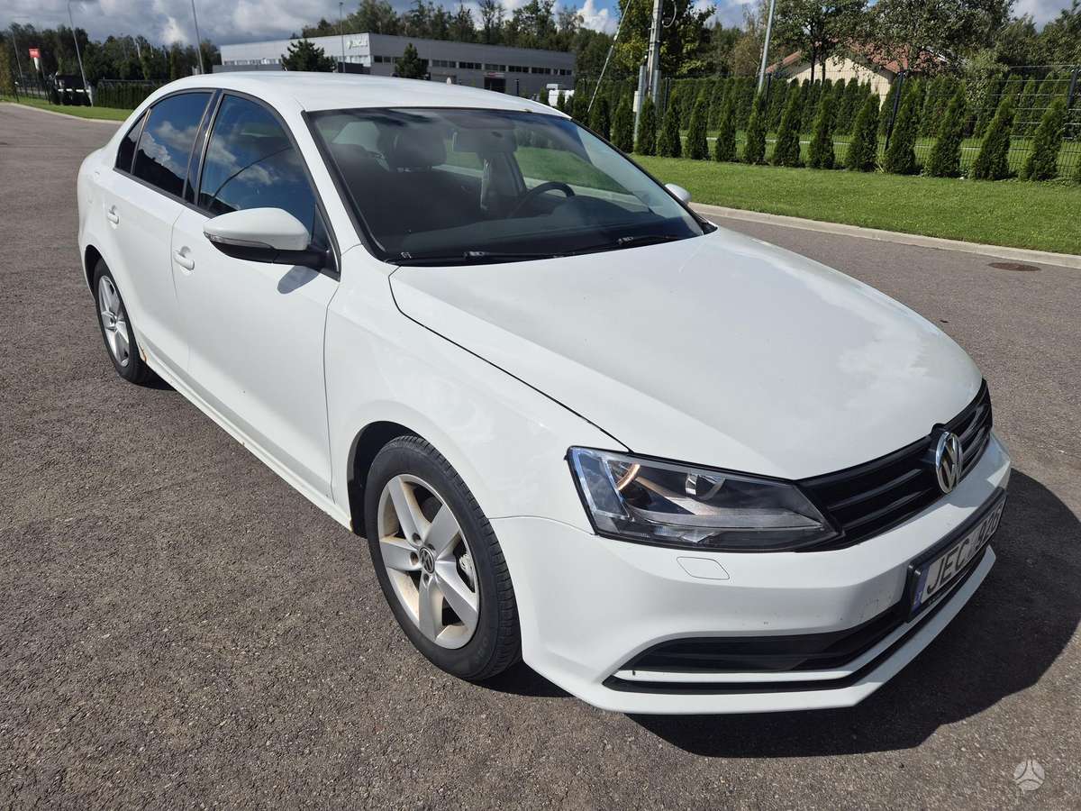 Volkswagen Jetta - 5