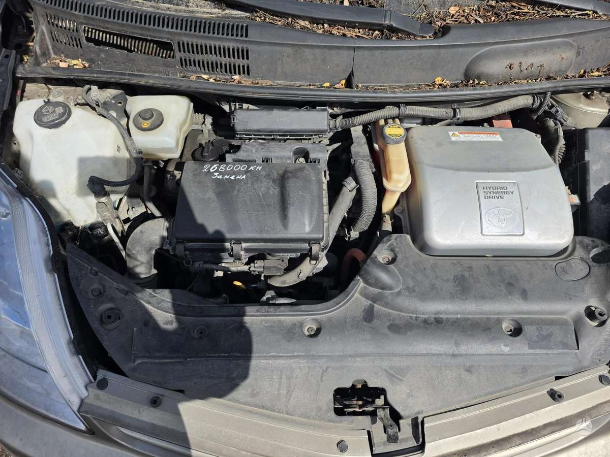 Toyota Prius rezerves daļās
