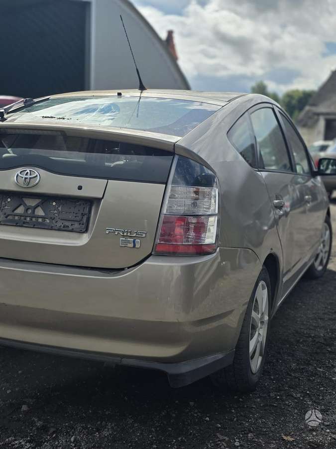 Toyota Prius for parts