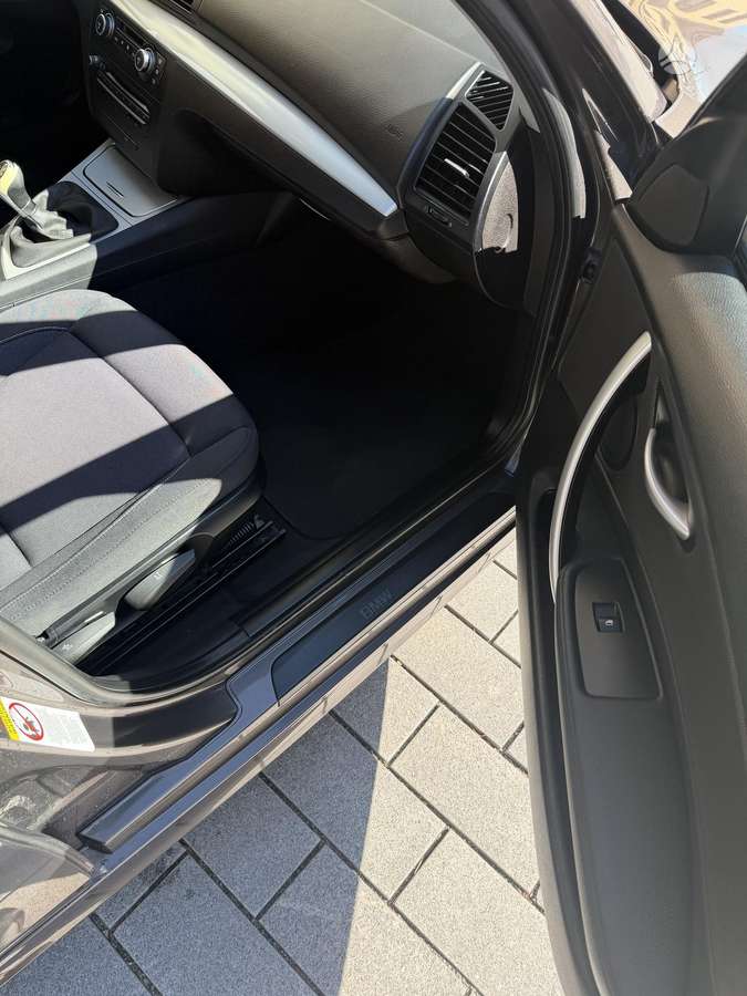 BMW 120, 2.0 l., Хэтчбек
