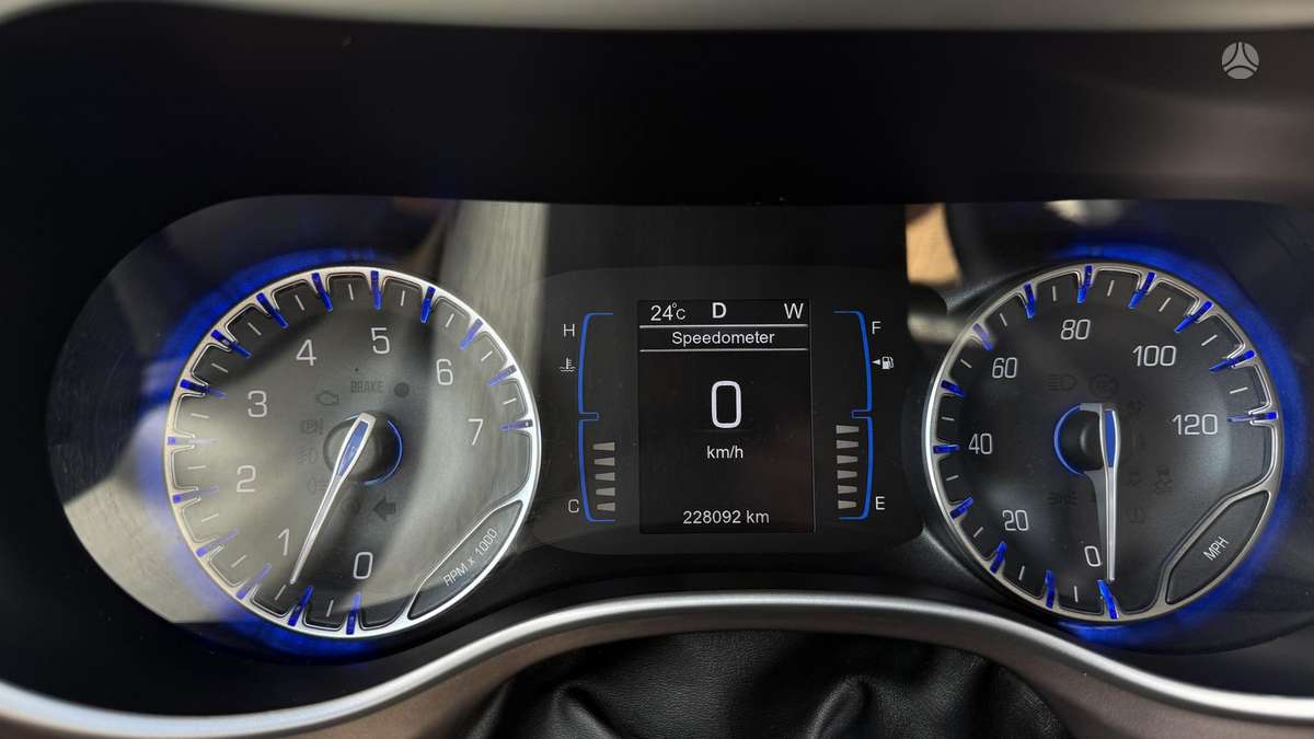 Chrysler Pacifica, 3.6 l., Минивэн