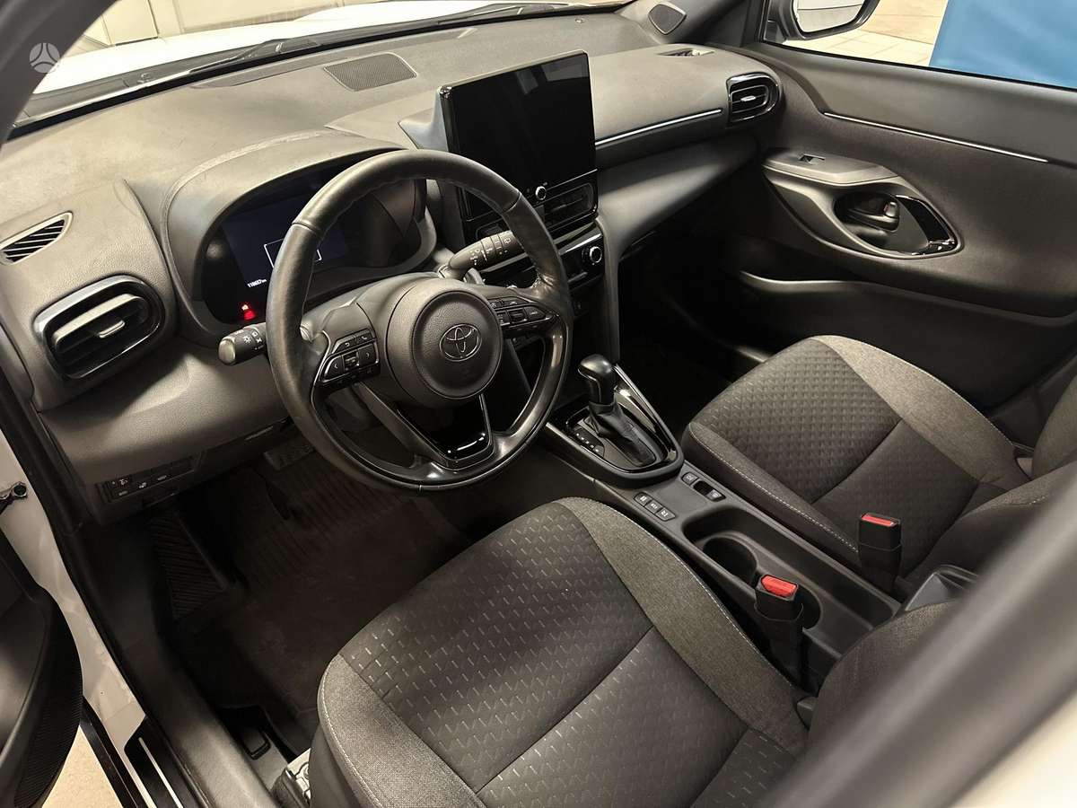 Toyota Yaris Cross - 11