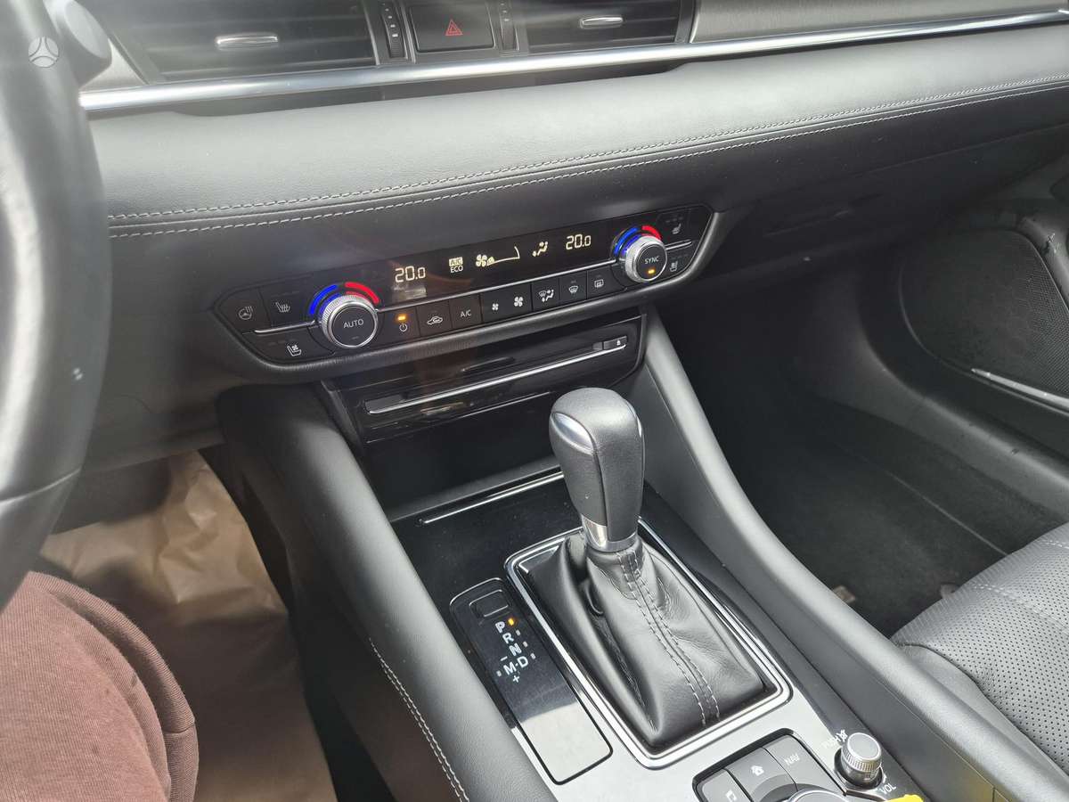 Mazda 6, 2.2 l., wagon