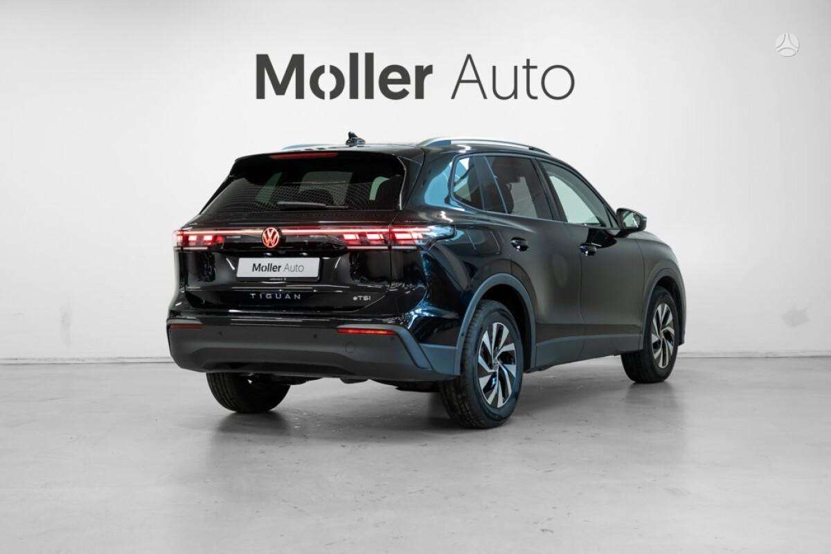 Volkswagen Tiguan - 3