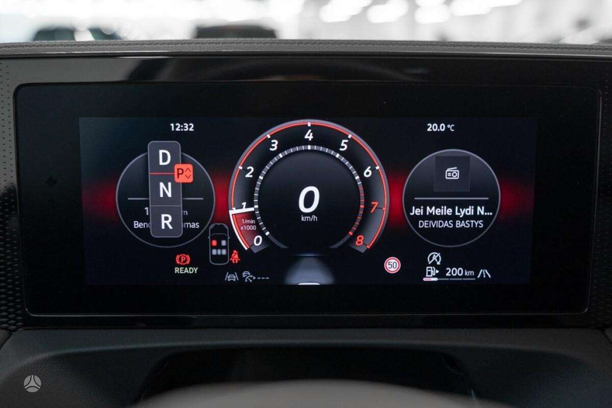Volkswagen Tiguan - 12