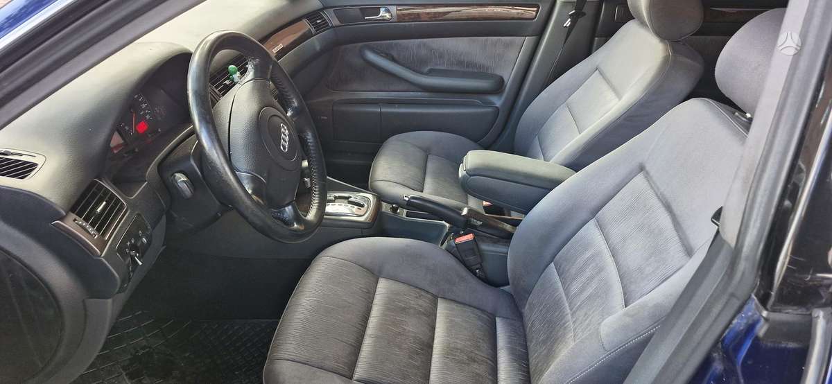 Audi A6, 2.5 l., universalas