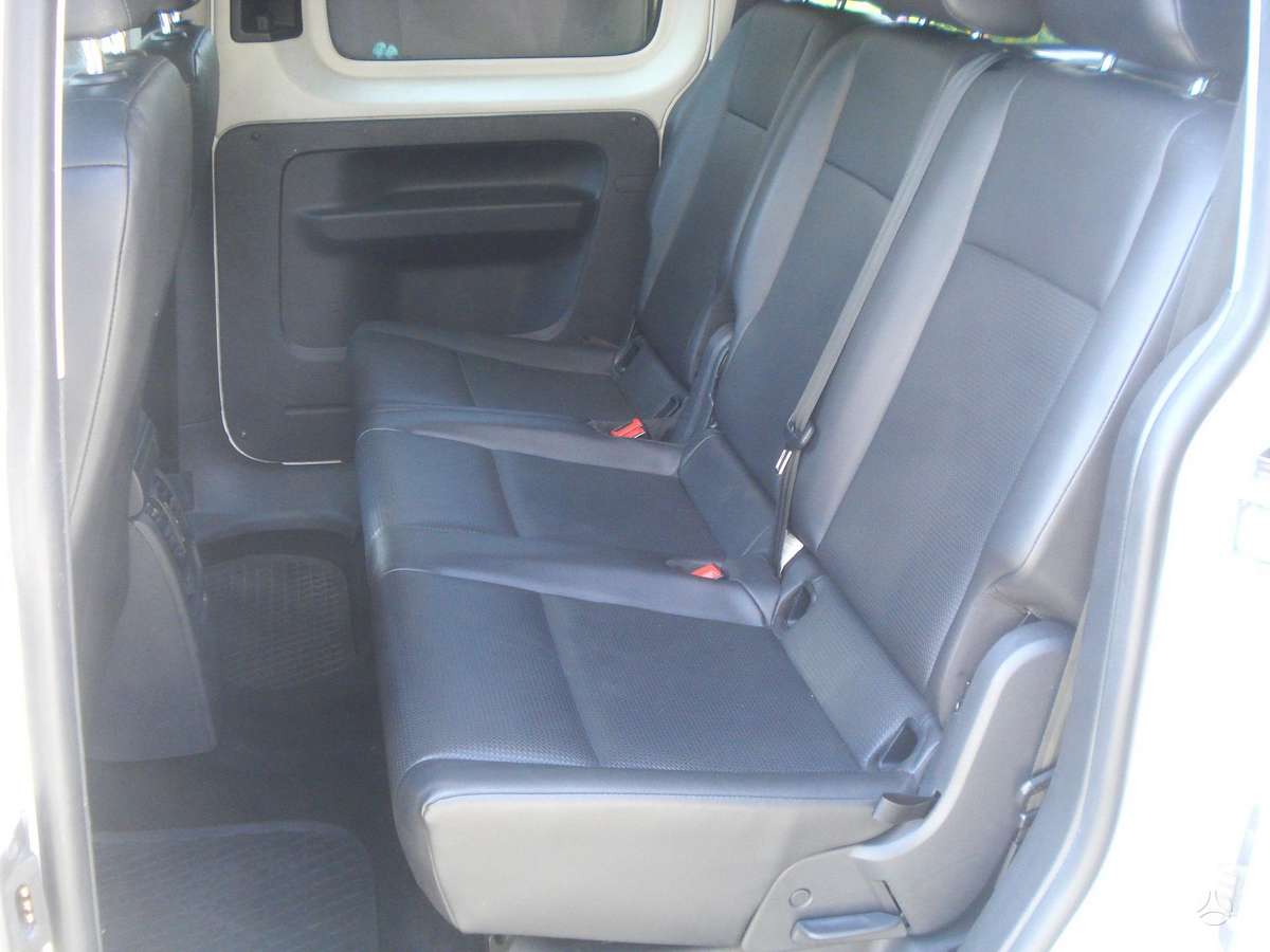 Volkswagen Caddy Maxi - 12