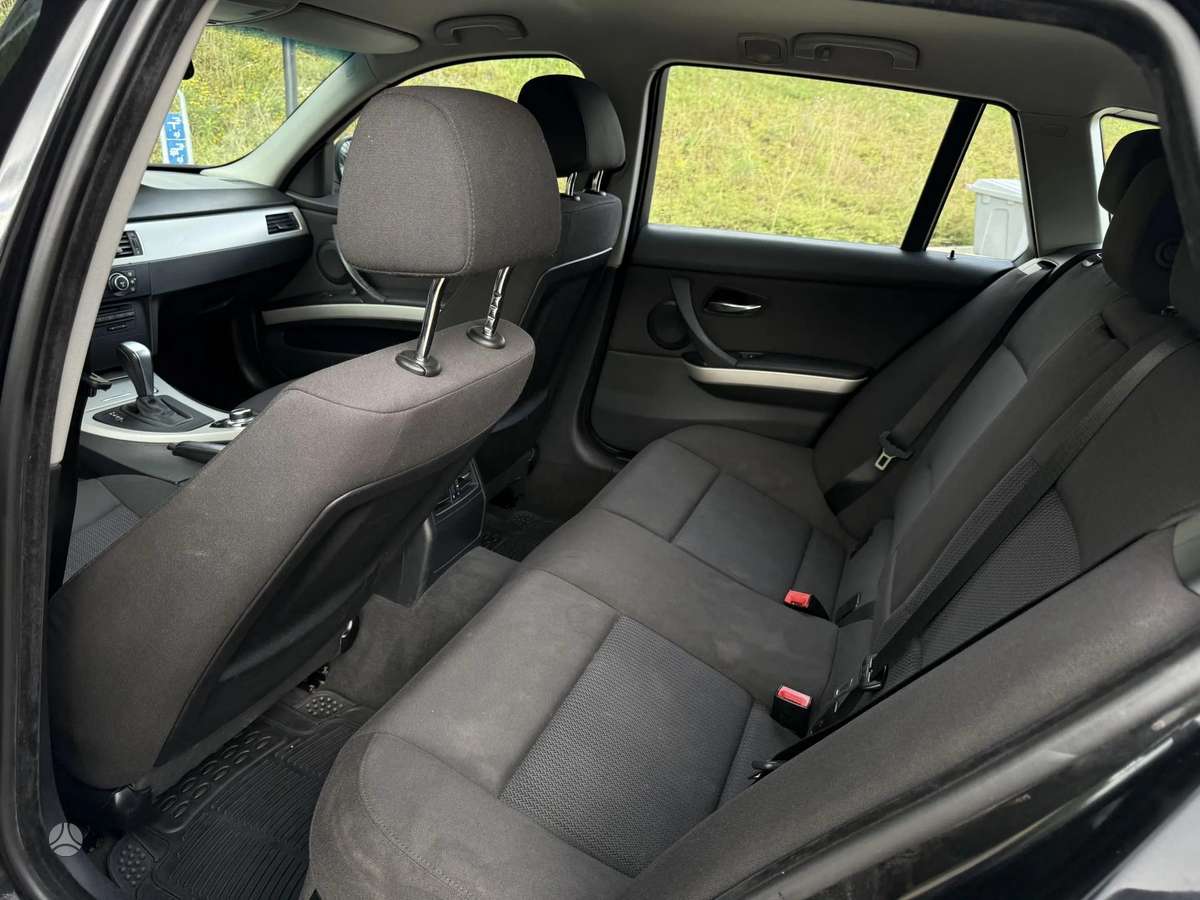 BMW 320, 2.0 l., universalas