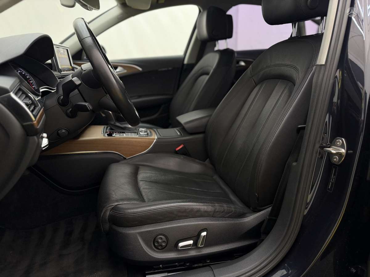 Audi A6, 3.0 l., Седан
