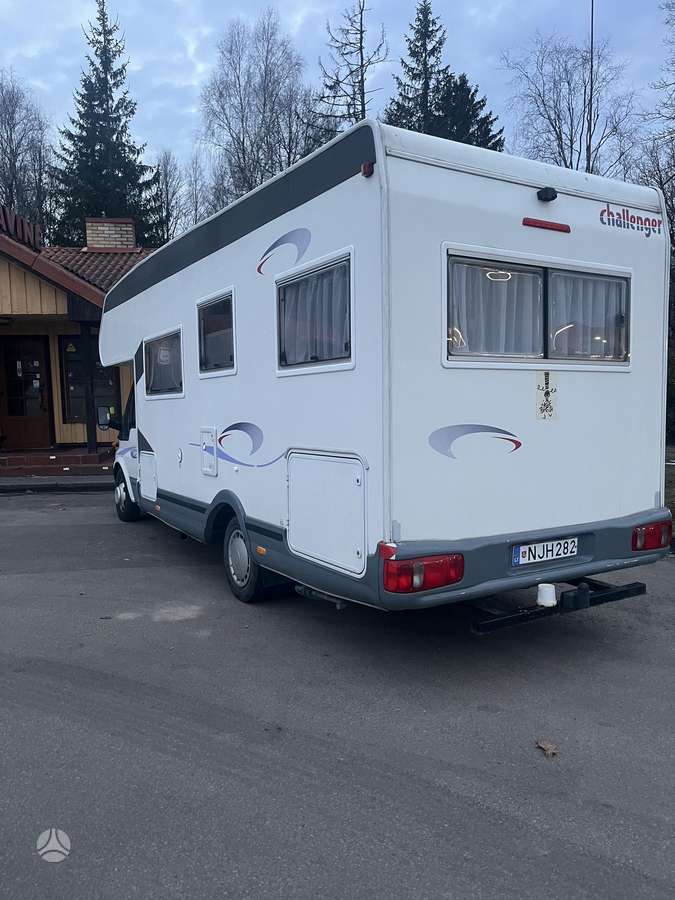 Ford Challanger, campers