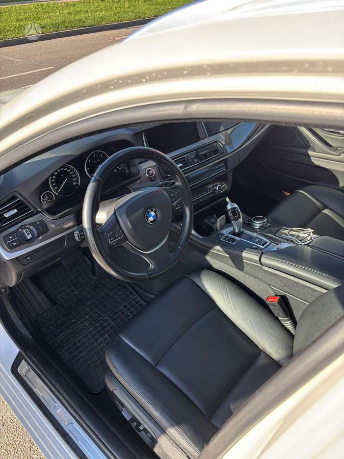 BMW 530, 3.0 l., wagon