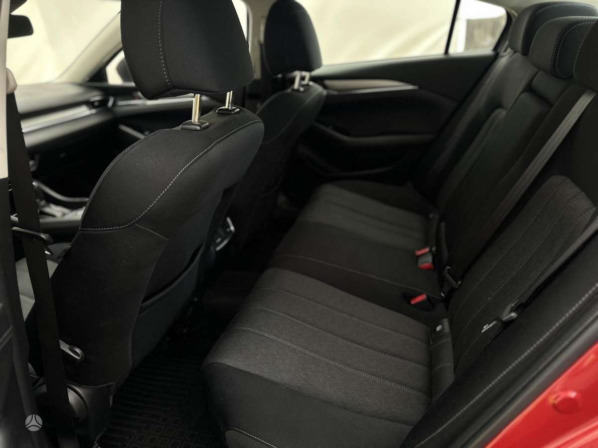 Mazda 6, 2.0 l., Седан