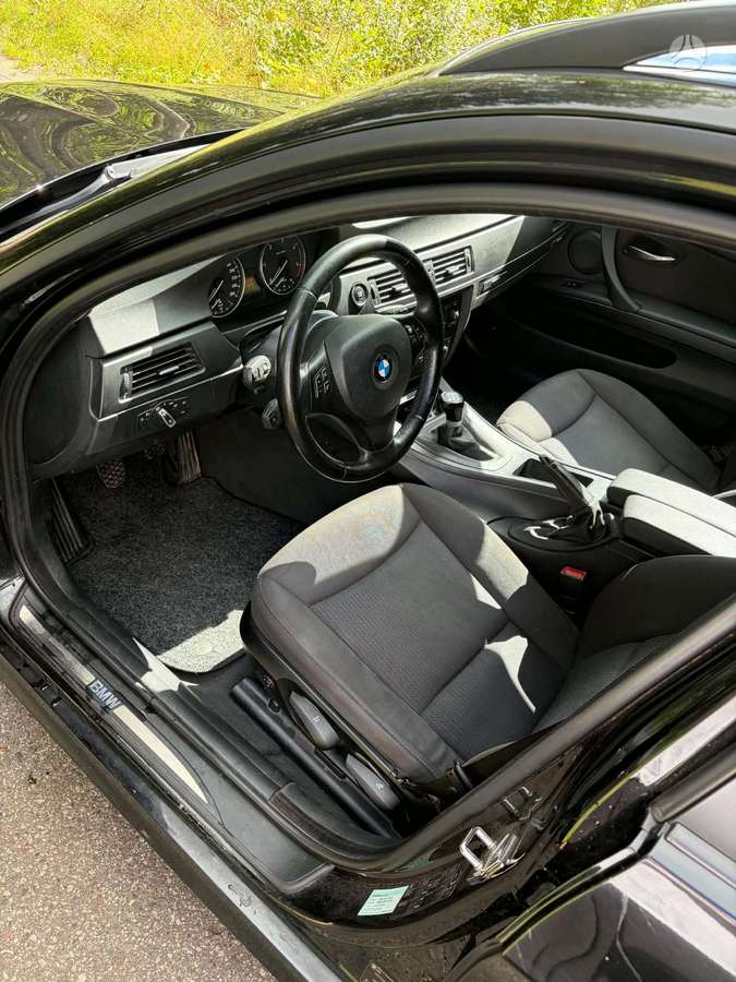 BMW 318, 2.0 l., wagon
