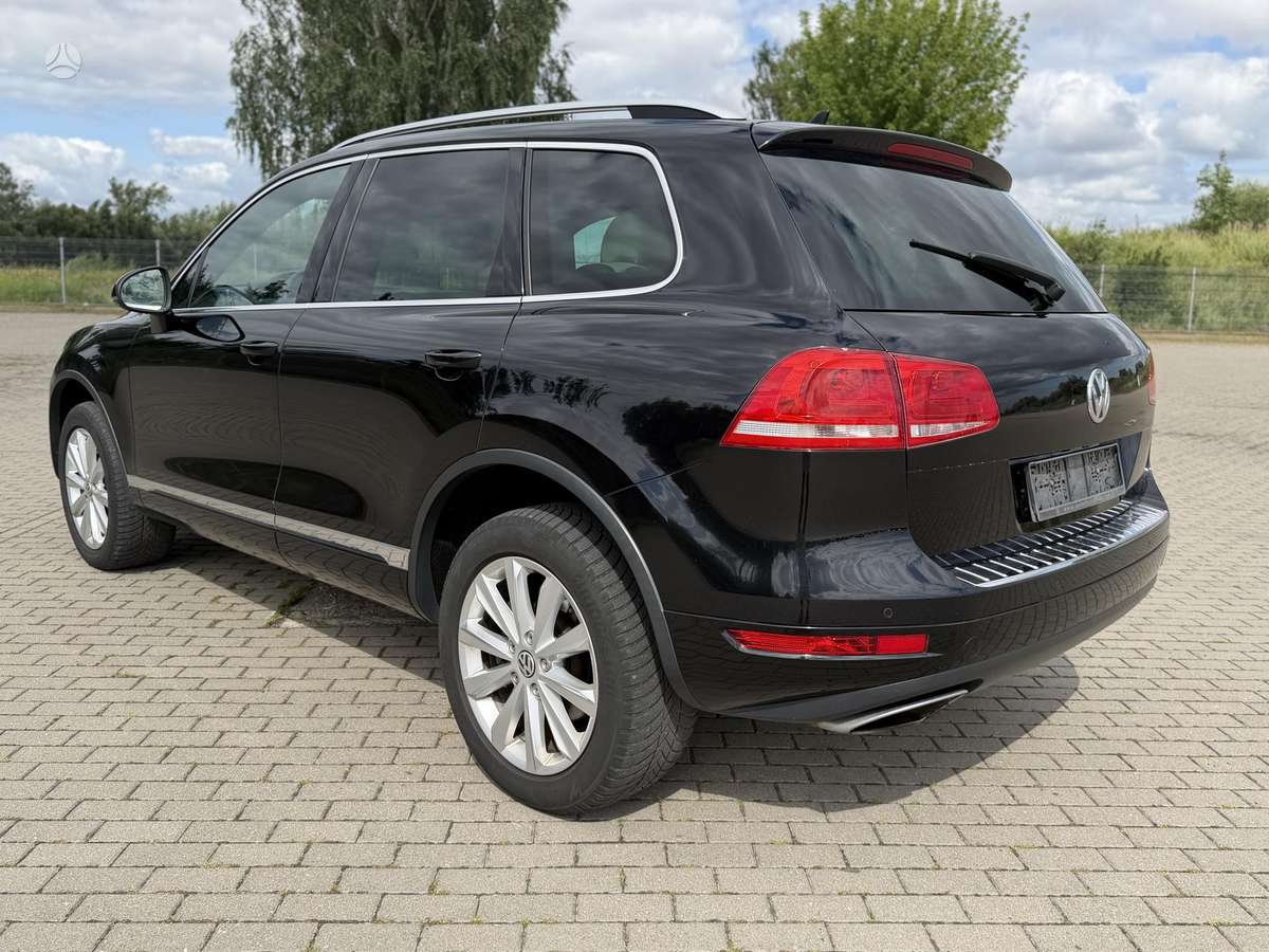 Volkswagen Touareg - 3