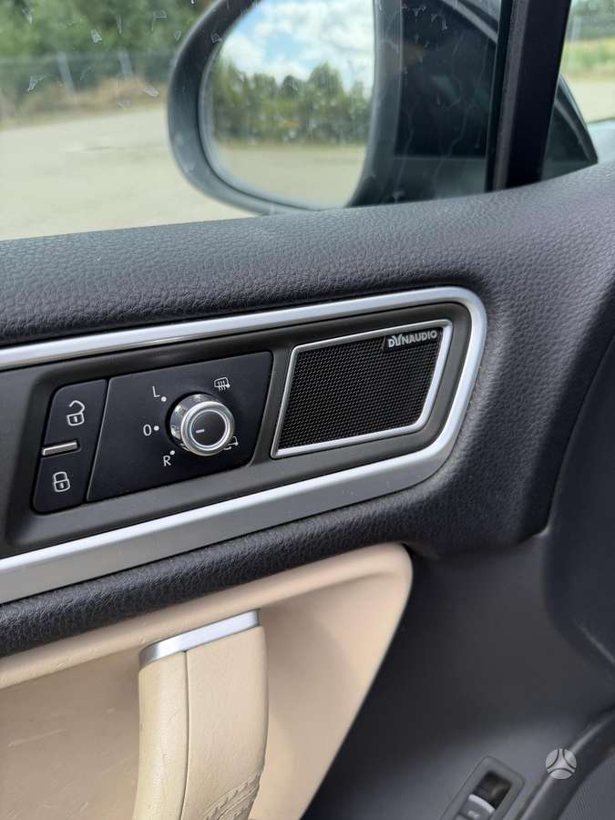 Volkswagen Touareg - 10