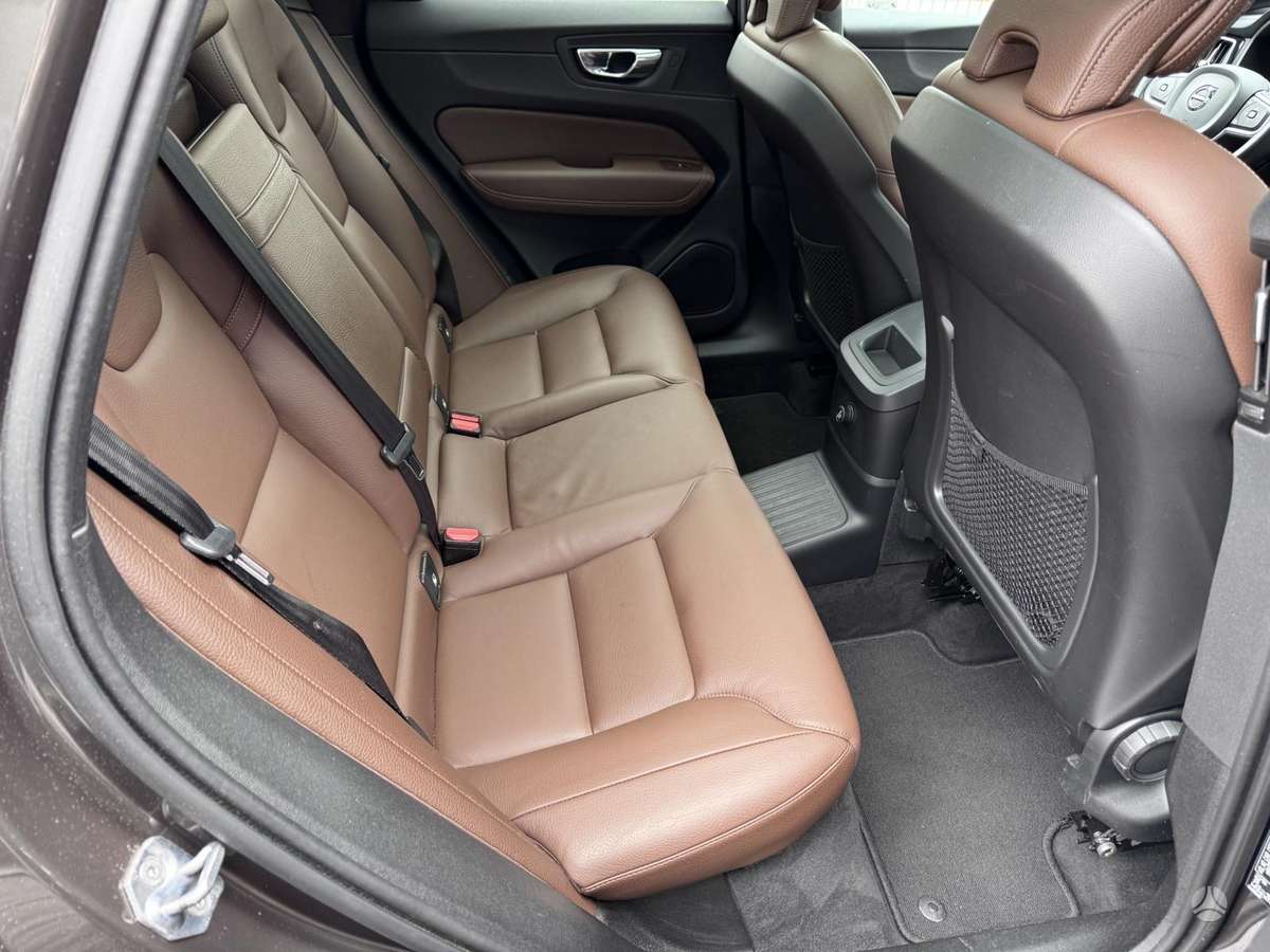 Volvo XC60 - 8